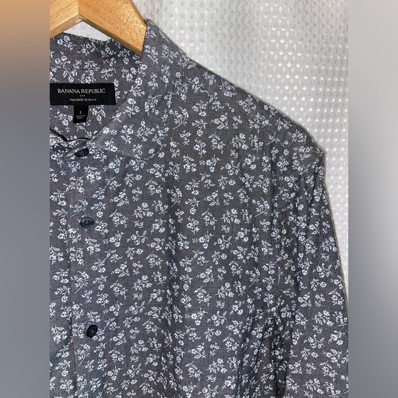 2/40$ Men’s‎ BANANA REPUBLIC floral gray tailored slim buttoned shirt size Large - Picture 2 of 7